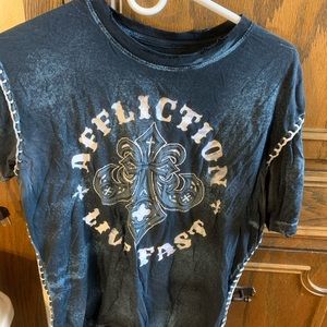 Black tee from Buckle